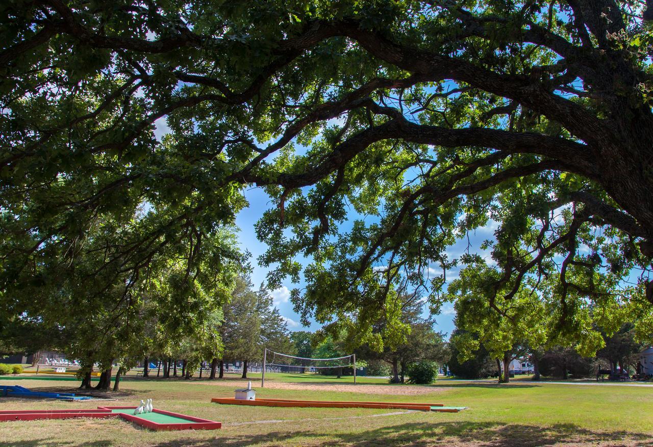 Lake Texoma Camping Resort Cabin 8 Willow Spring Buitenkant foto